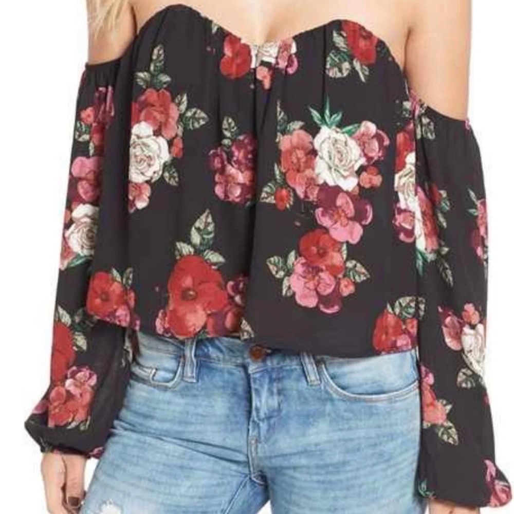 4SI3NNA Bustier Off The Shoulder Crop Top